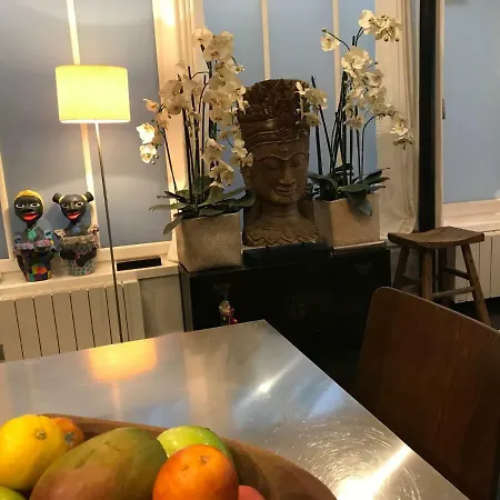 Appartamento Le Marais Maison En Parigi
