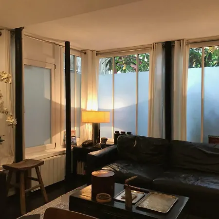 Appartamento Le Marais Maison En Parigi